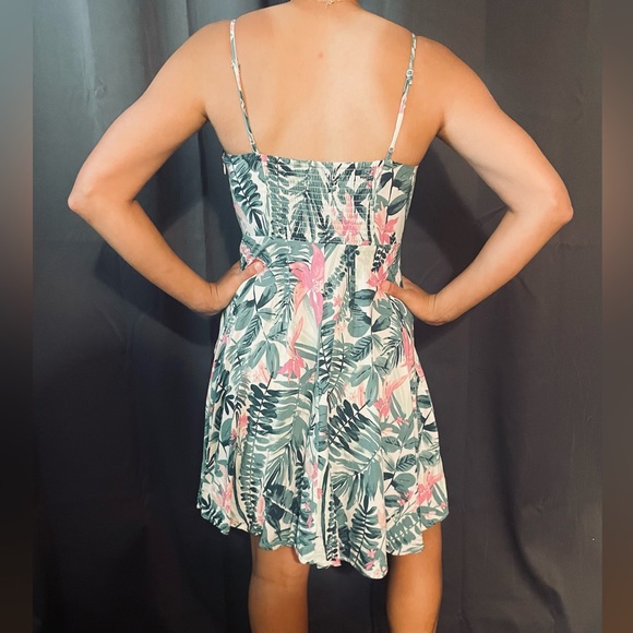 Summer floral dress with spaghetti straps. - Picture 2 of 5